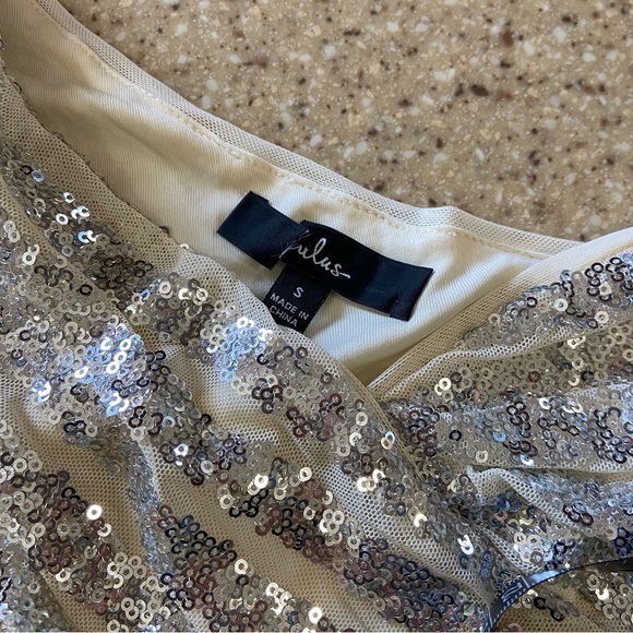 NWOT Lulus Elegant Occasion Silver Sequin One-Shoulder Midi Dress - Picture 8 of 11